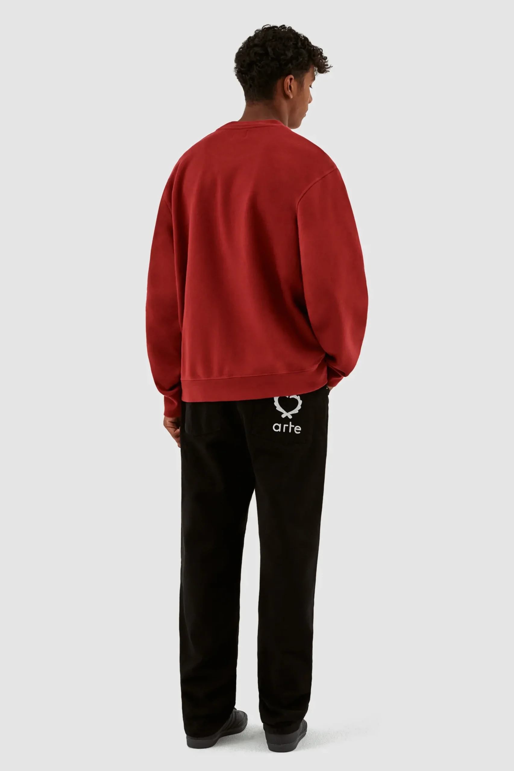 Carlos Small Heart Crewneck|Arte Antwerp New