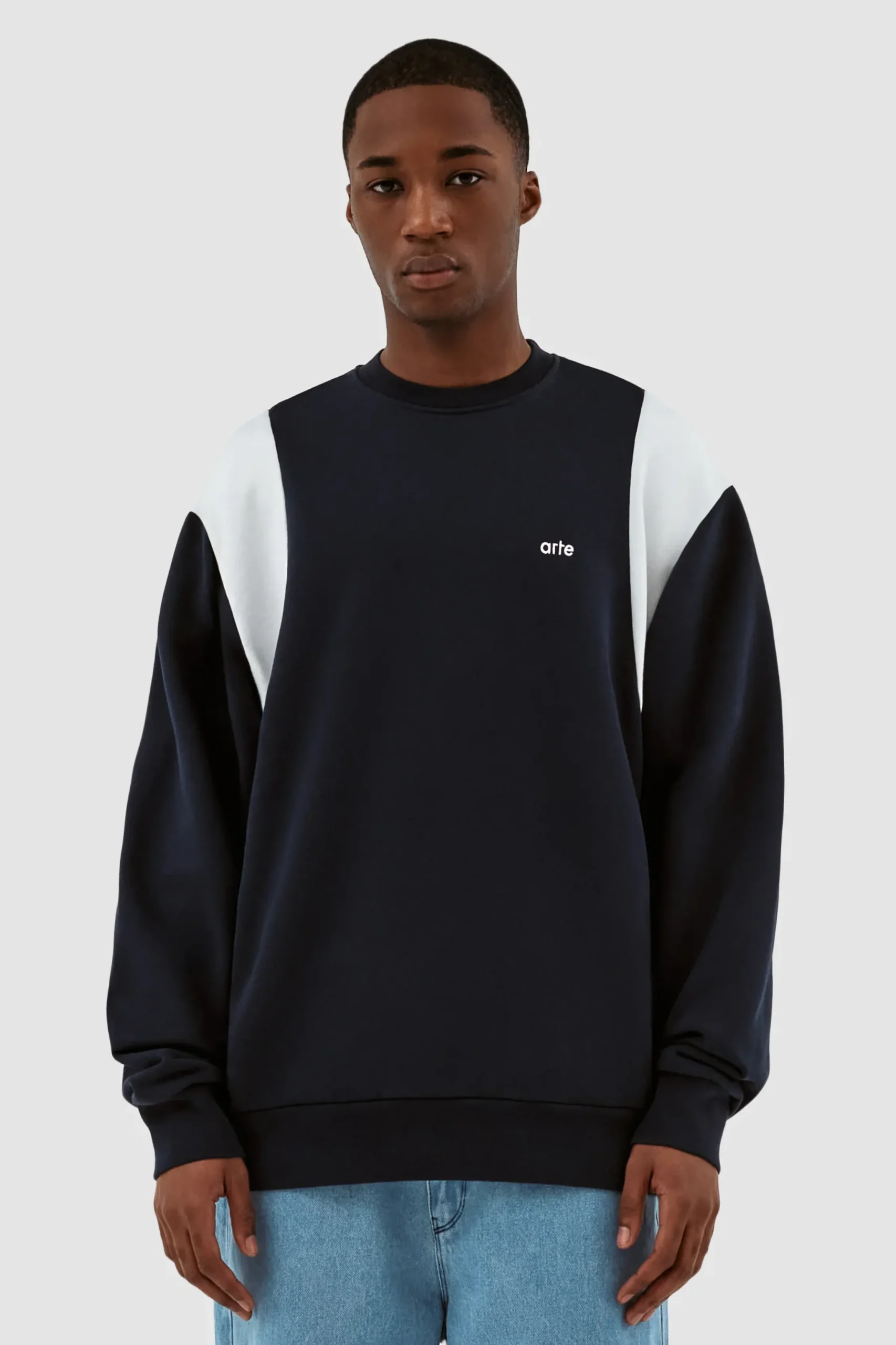 Charles Crewneck|Arte Antwerp Sale